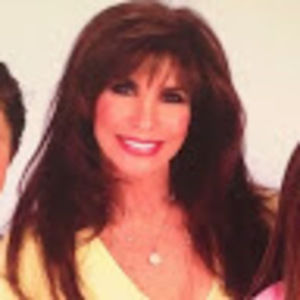 Meet your Posher, Stacy